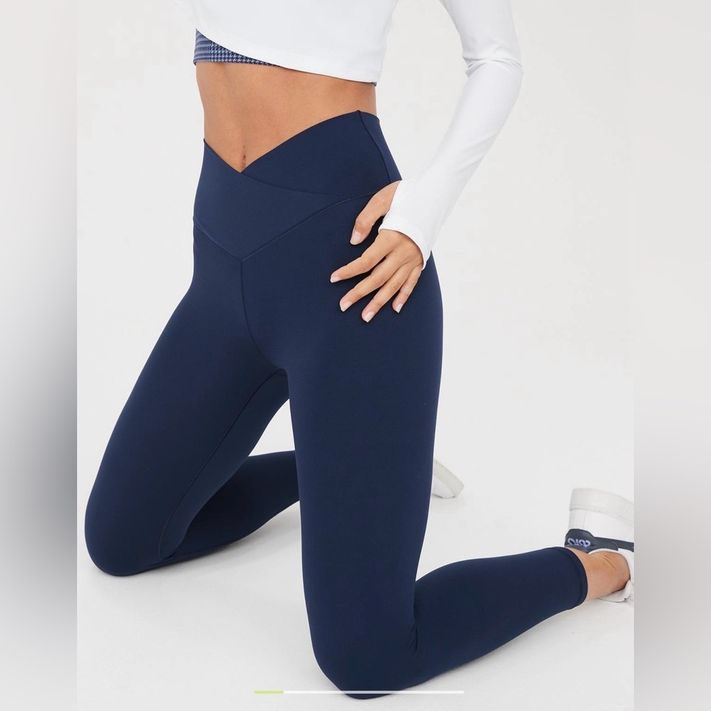 Offline by Aerie Real Me High-Waisted Crossover Legging - Royal Navy